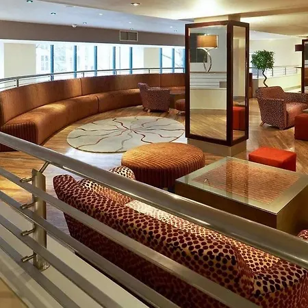 Hotel Mercure Brigstow 4*