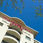 Mercure Brigstow Hotel
