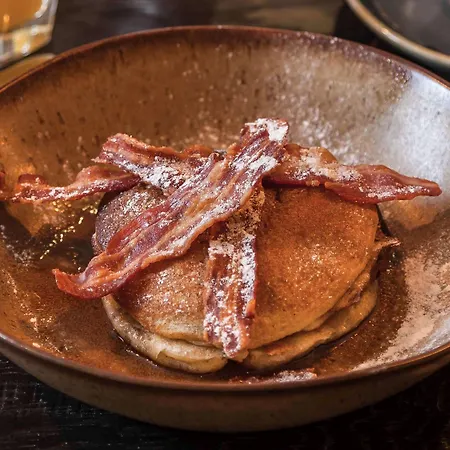 Mercure Brigstow فندق 4*