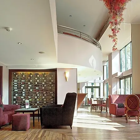 Mercure Brigstow 4* Bristol