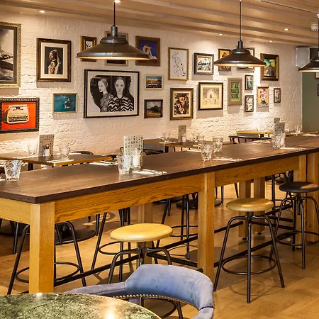 Mercure Brigstow Szálloda 4*