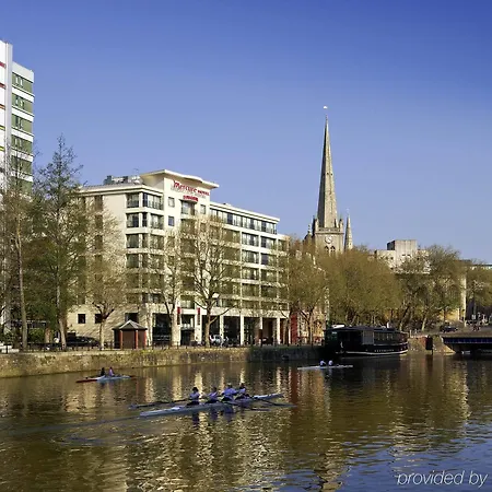 Mercure Brigstow Szálloda Bristol