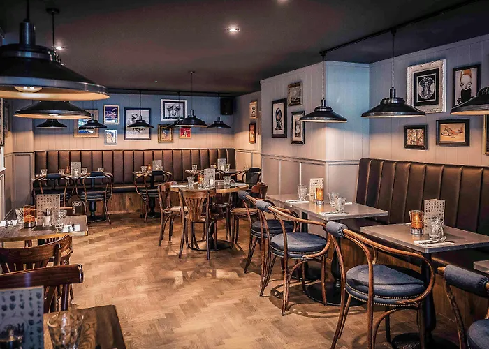 Mercure Brigstow Hotel